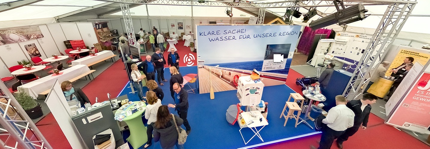 Begehung Messestand der Stadtwerke Schaumburg-Lippe